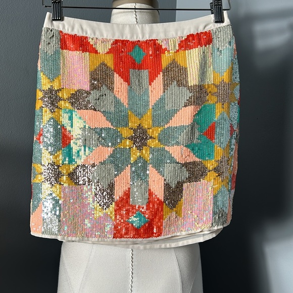 Marciano Colorful Sequin Mini Skirt Guess by Marciano size 2 - Picture 4 of 16